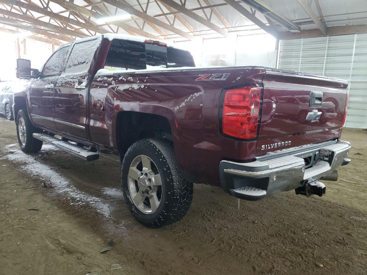 2016 CHEVROLET SILVERADO - Фото 2