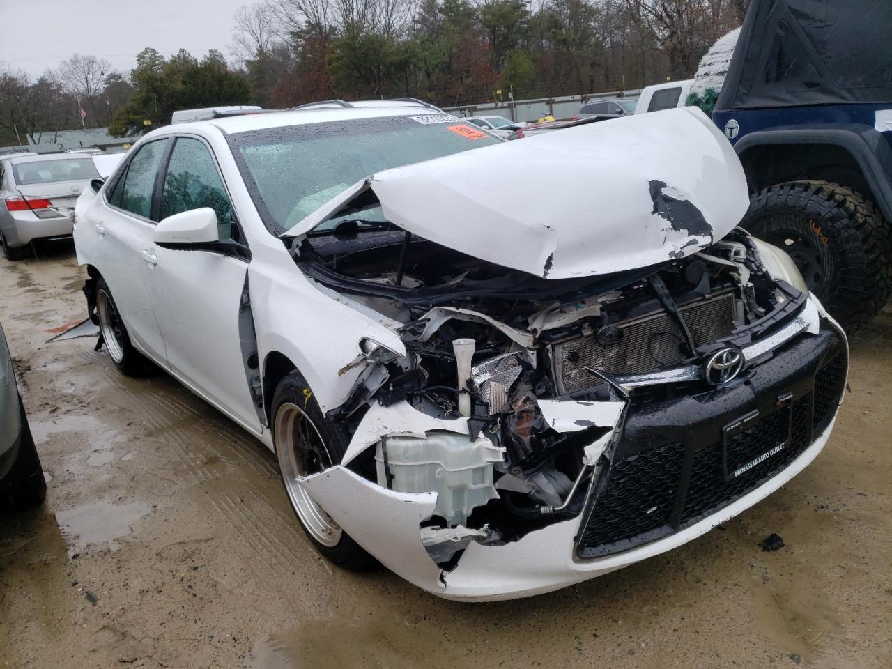 2016 TOYOTA CAMRY LE - Фото 4