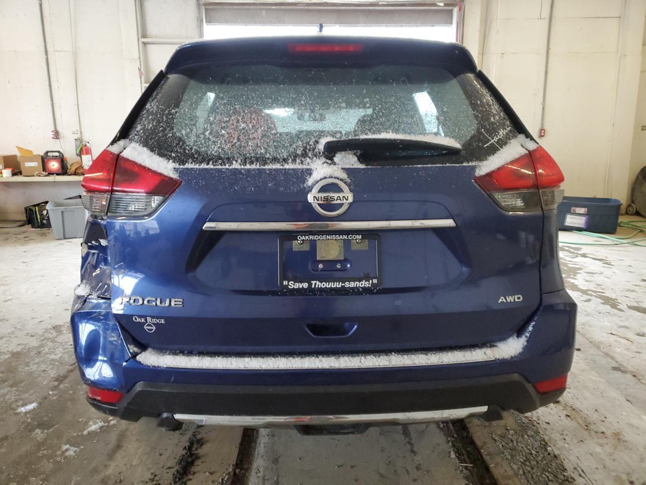 2017 NISSAN ROGUE S - Image 6