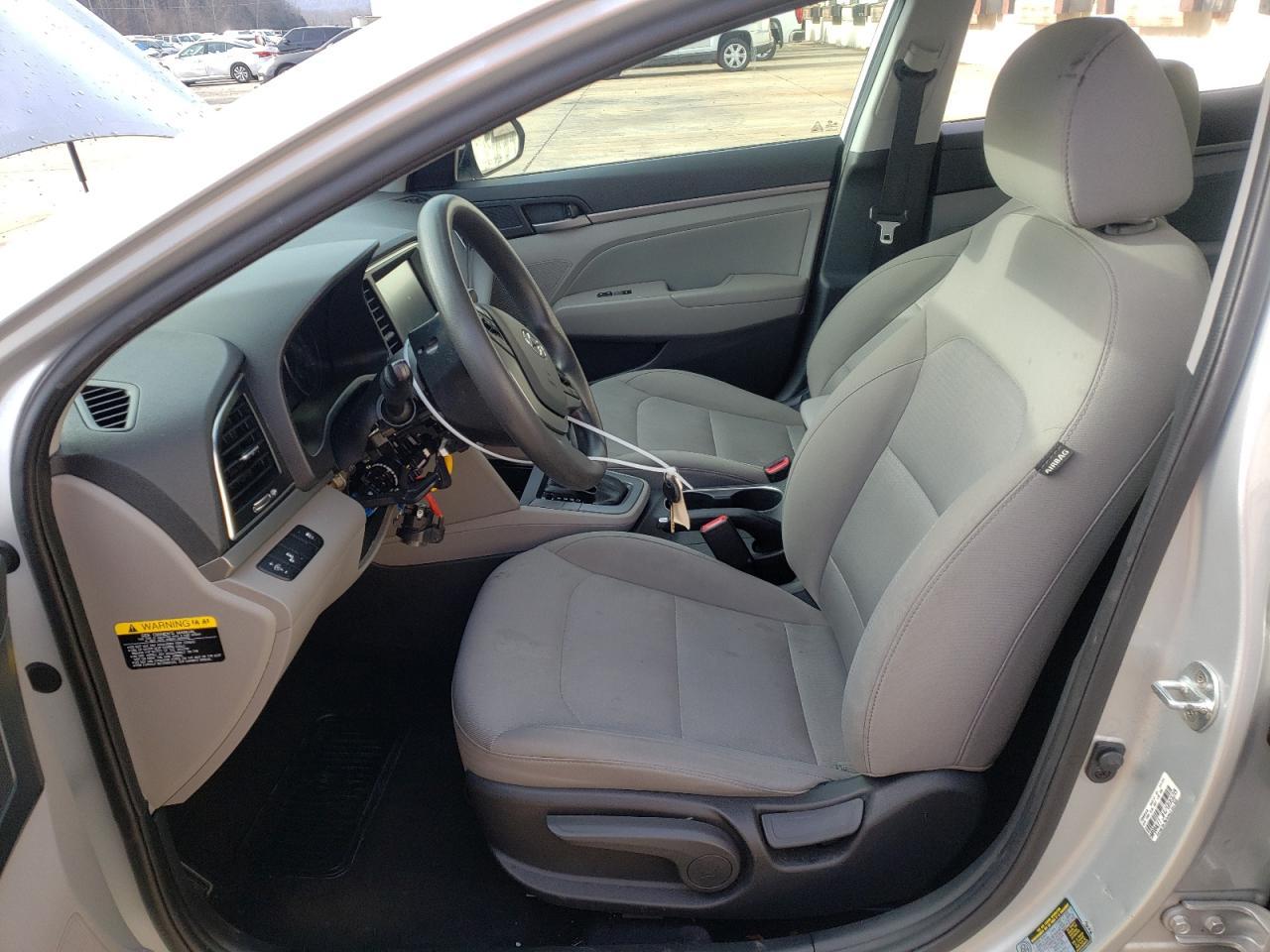 2018 HYUNDAI ELANTRA SE - Image 7
