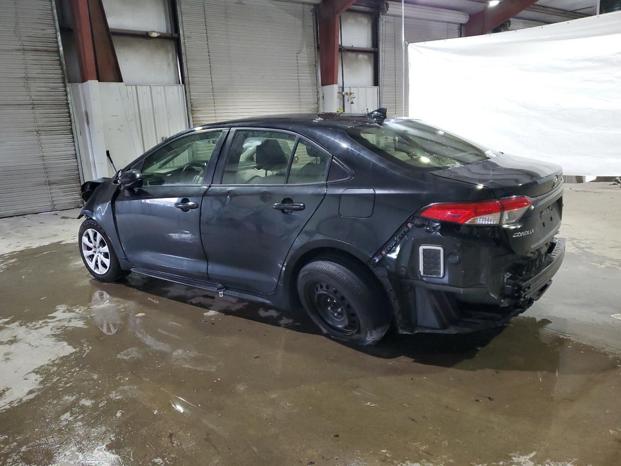 2020 TOYOTA COROLLA LE - Image 2