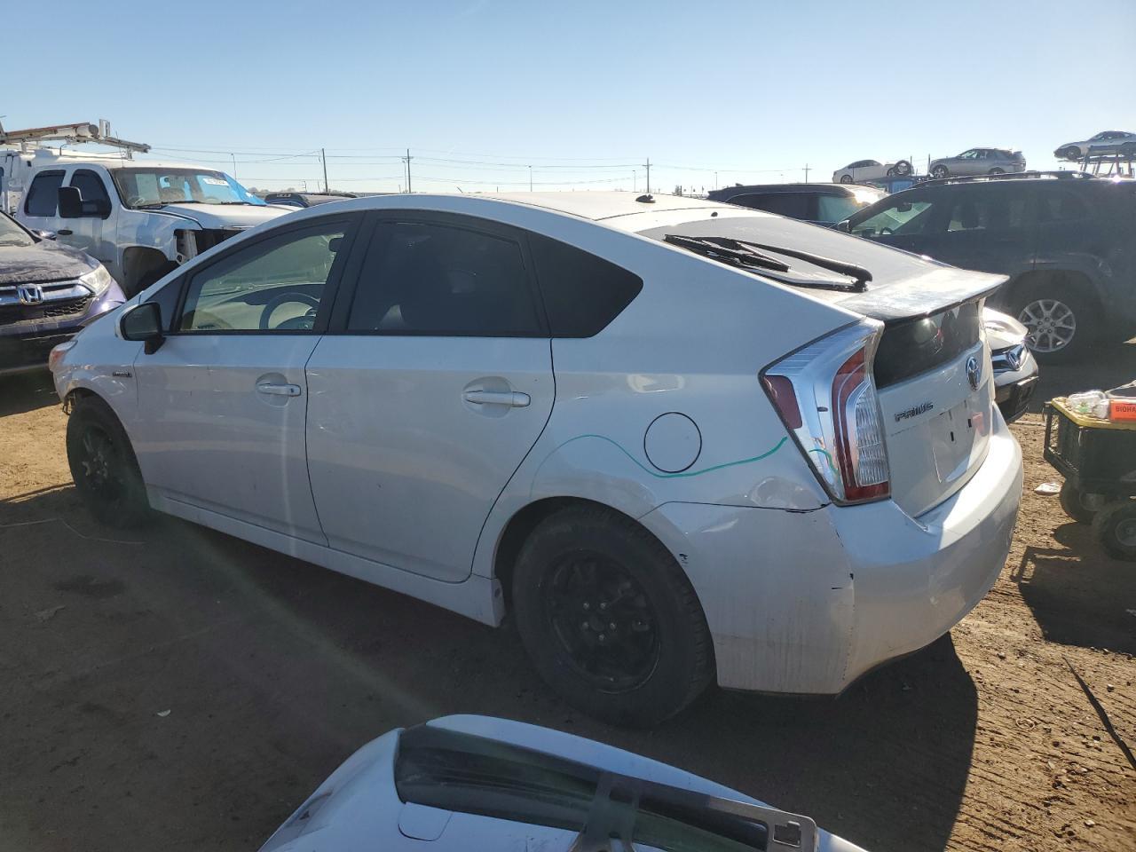 2015 TOYOTA PRIUS - Фото 2