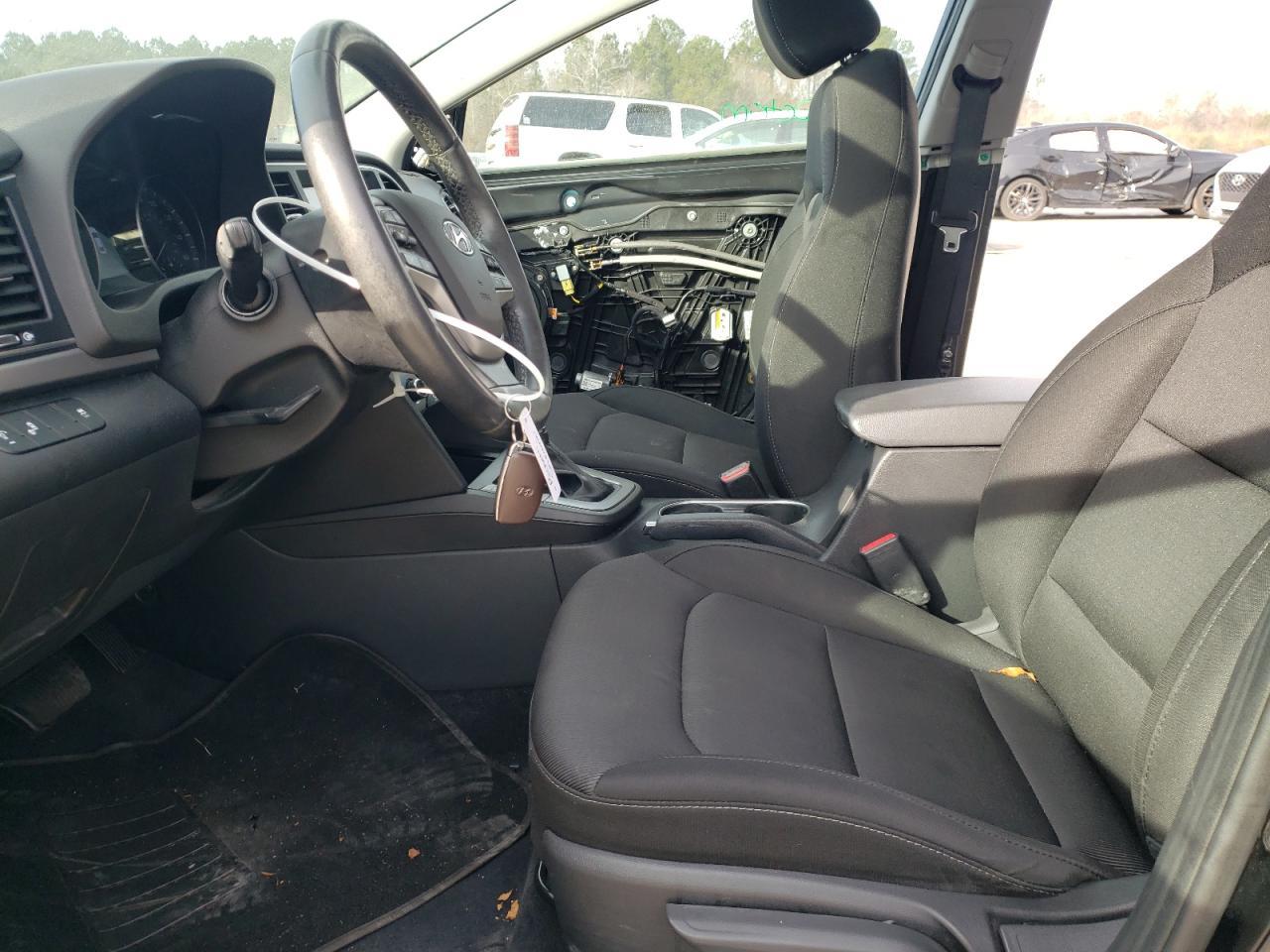 2018 HYUNDAI ELANTRA SE - Фото 7
