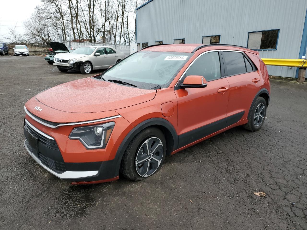 2023 KIA NIRO EX