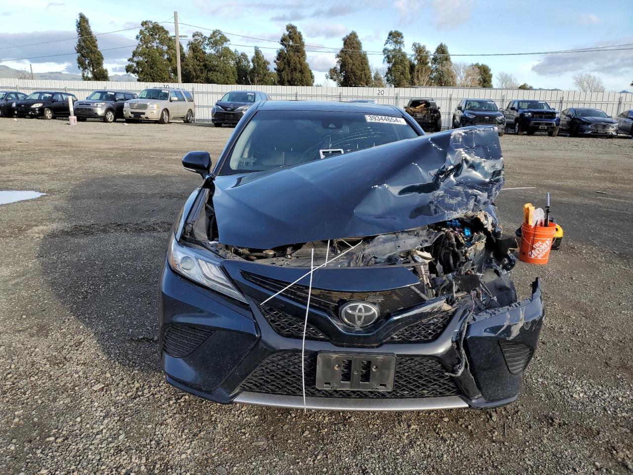 2019 TOYOTA CAMRY XSE - Image 5