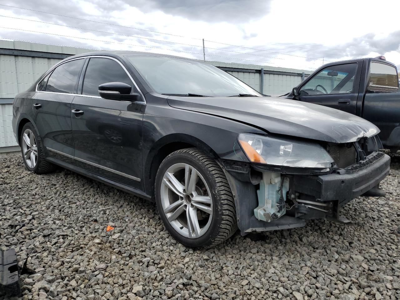 2014 VOLKSWAGEN PASSAT SEL - Фото 4