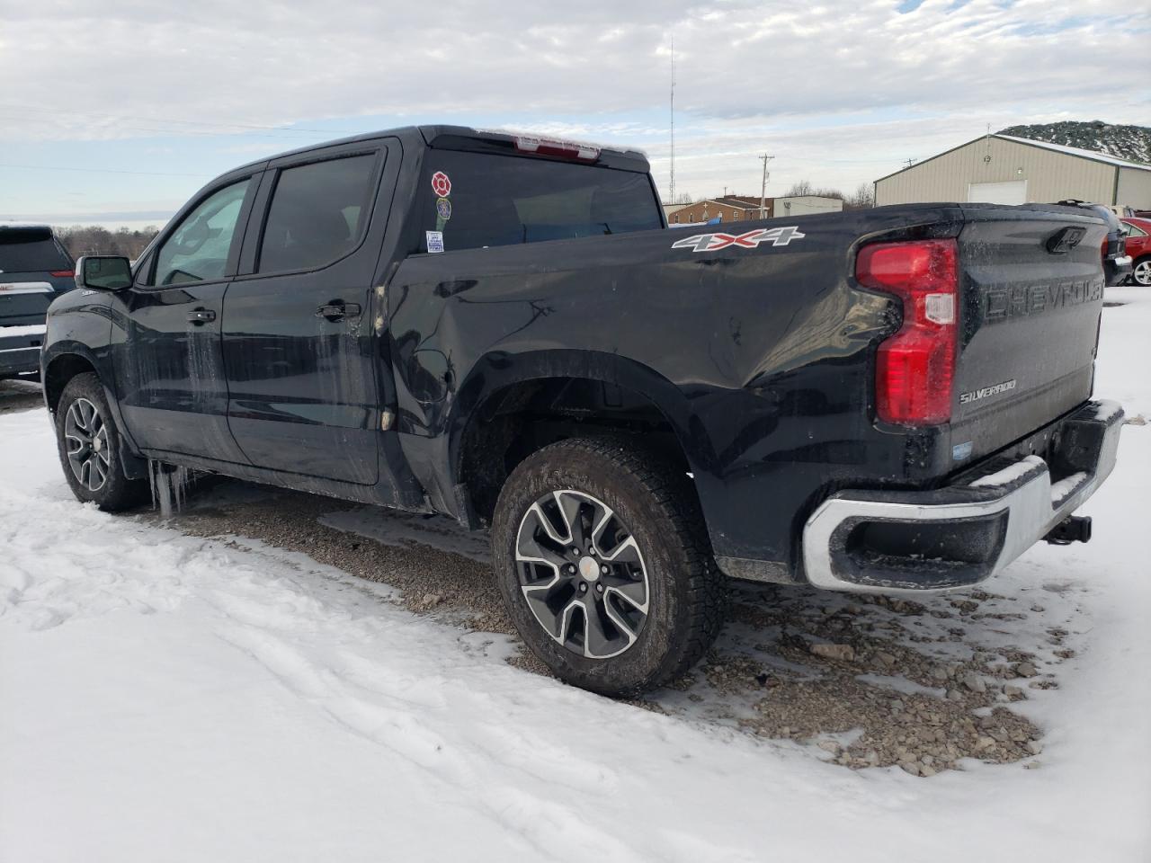 2023 CHEVROLET SILVERADO - Image 2