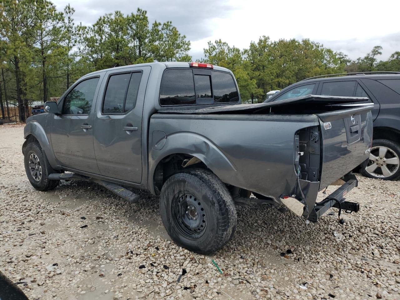 2016 NISSAN FRONTIER S - Image 2