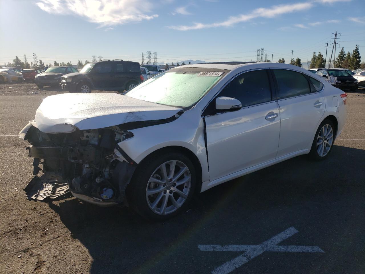 2015 TOYOTA AVALON XLE