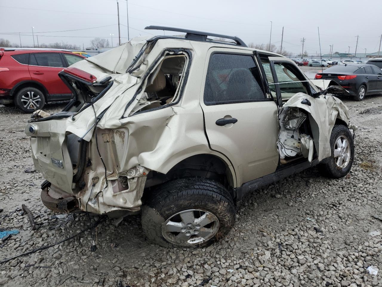 2012 FORD ESCAPE XLT - Image 3
