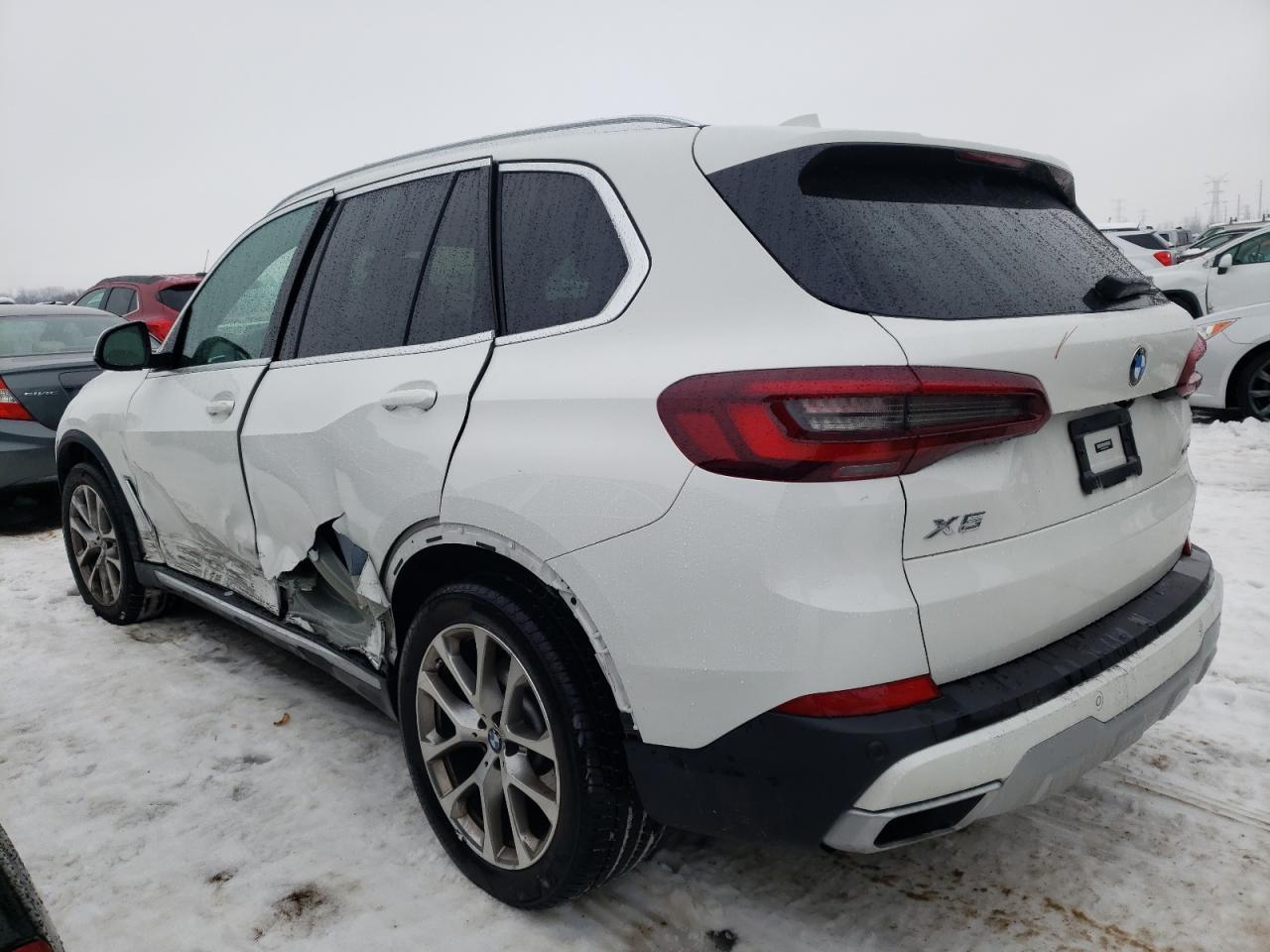 2022 BMW X5 XDRIVE4 - Фото 2