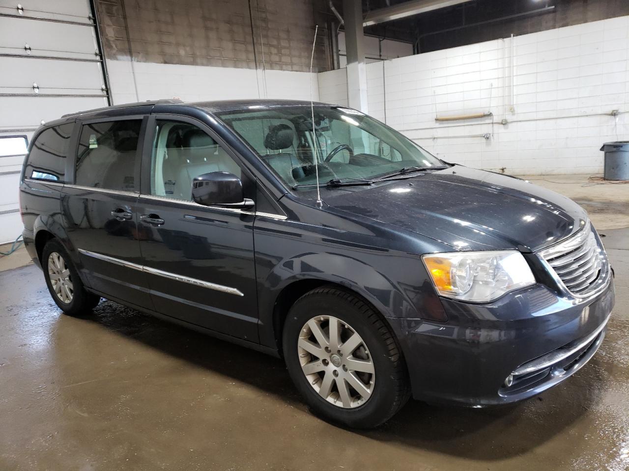 2014 CHRYSLER TOWN & COU - Фото 4