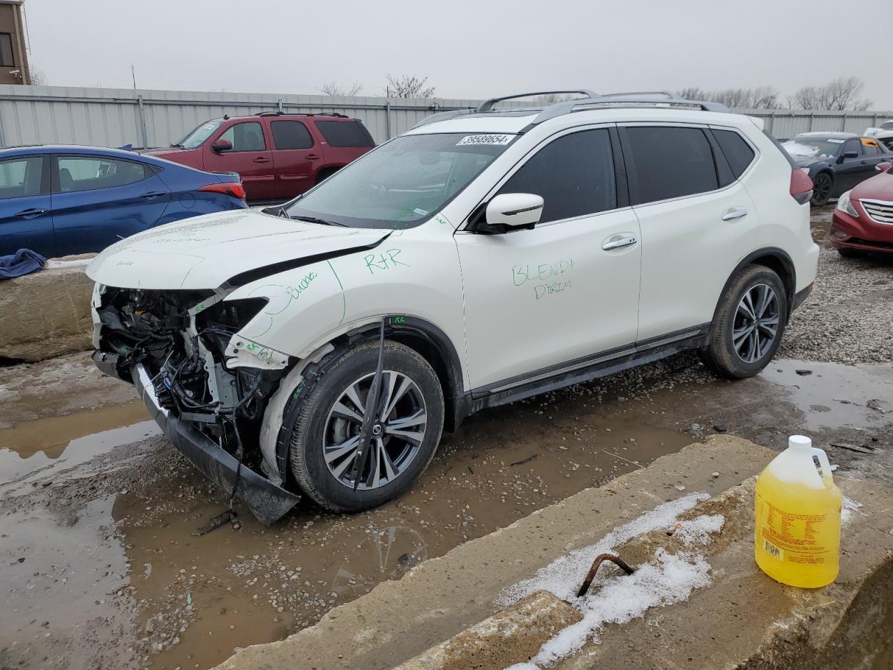 2018 NISSAN ROGUE S
