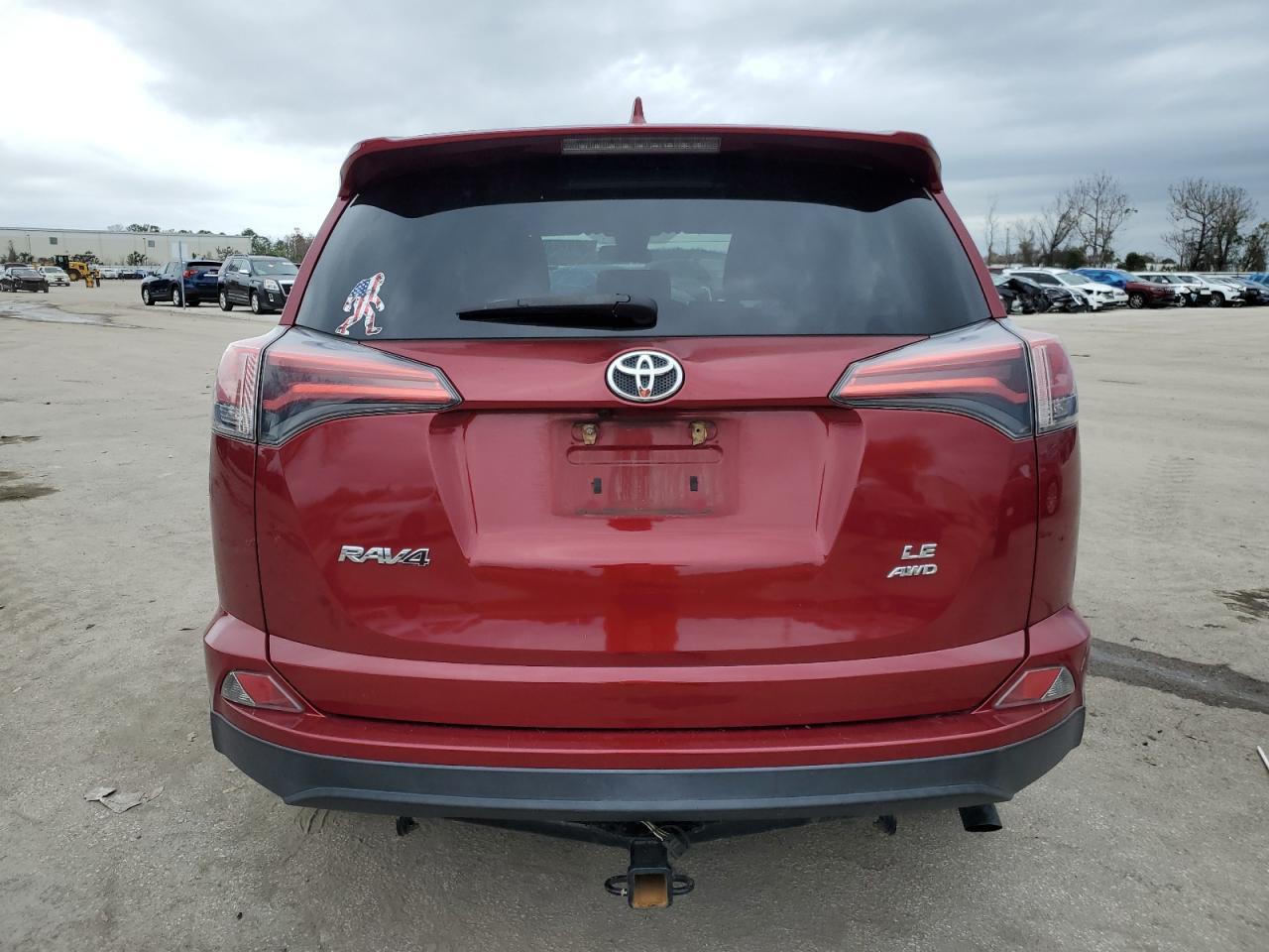 2018 TOYOTA RAV4 LE - Image 6