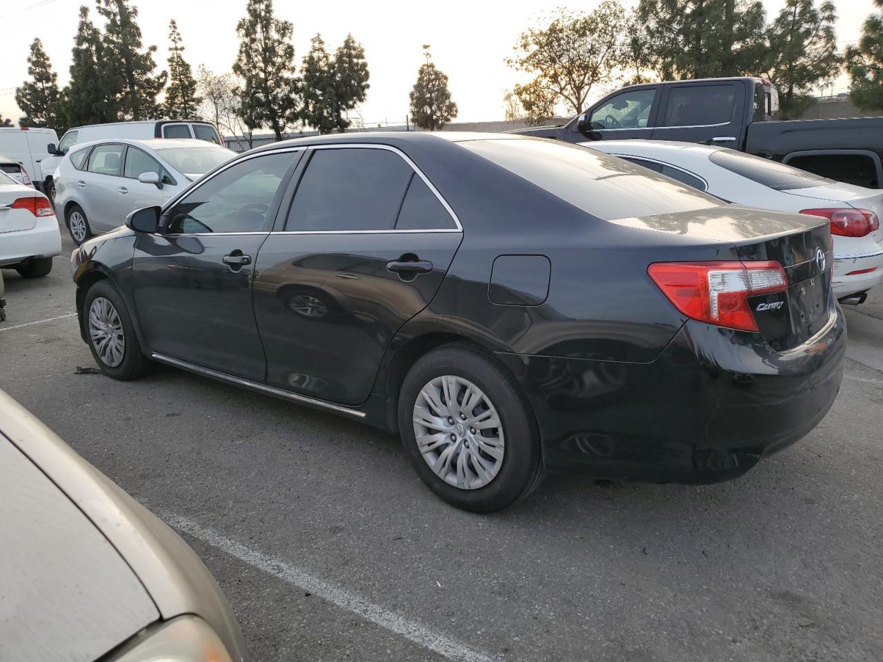 2014 TOYOTA CAMRY L - Image 2