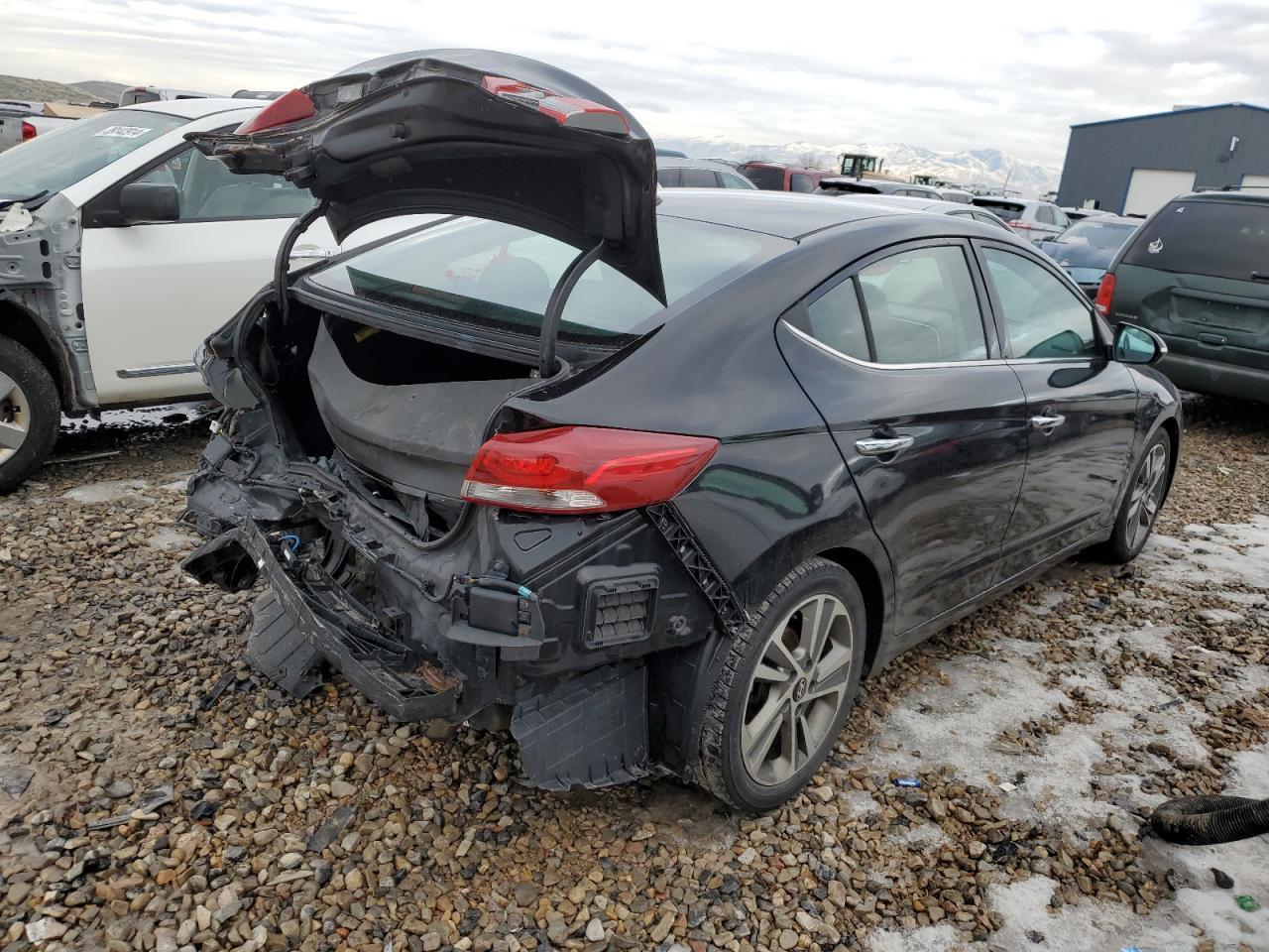 2017 HYUNDAI ELANTRA SE - Image 3