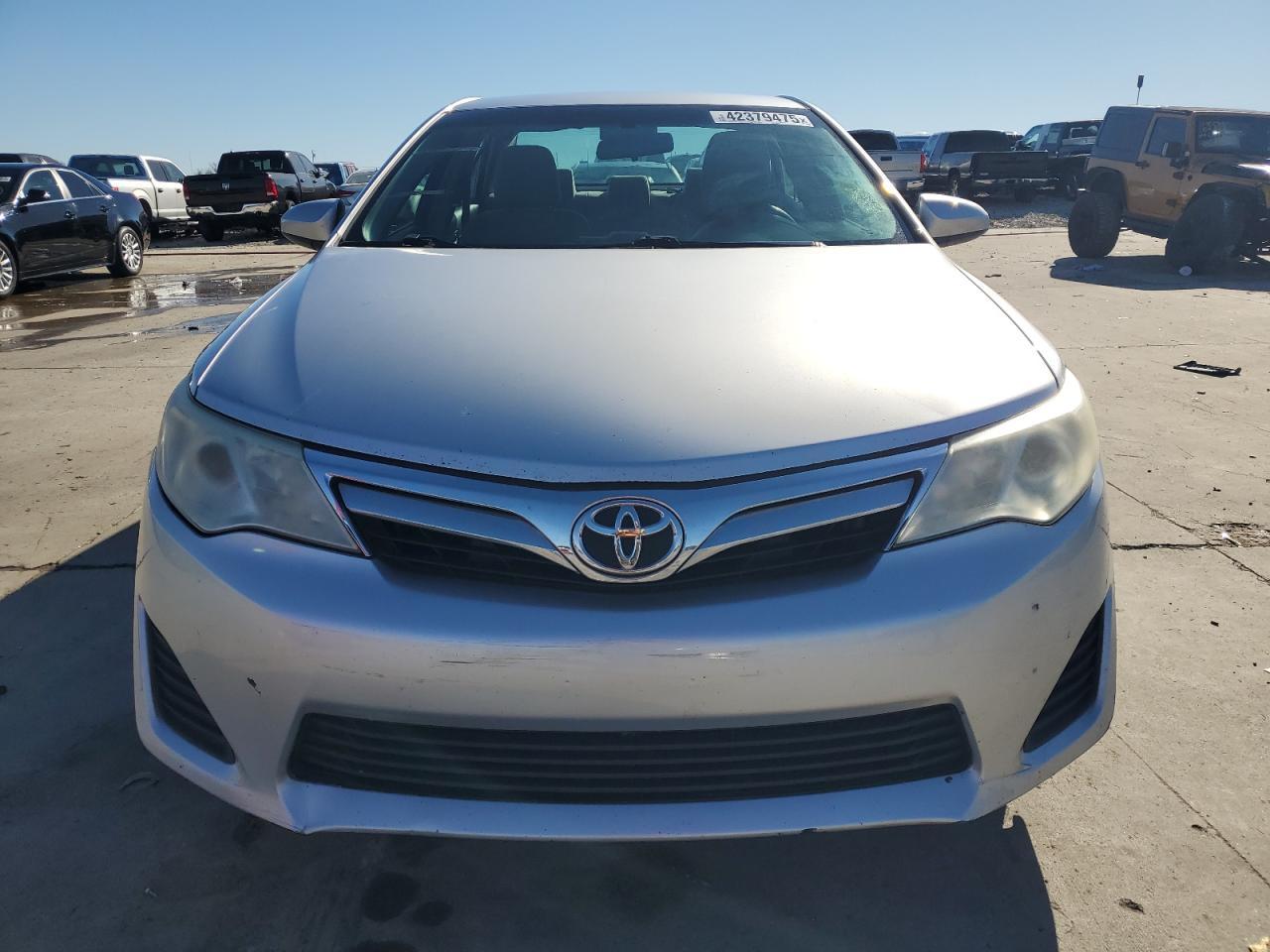 2014 TOYOTA CAMRY L - Image 5