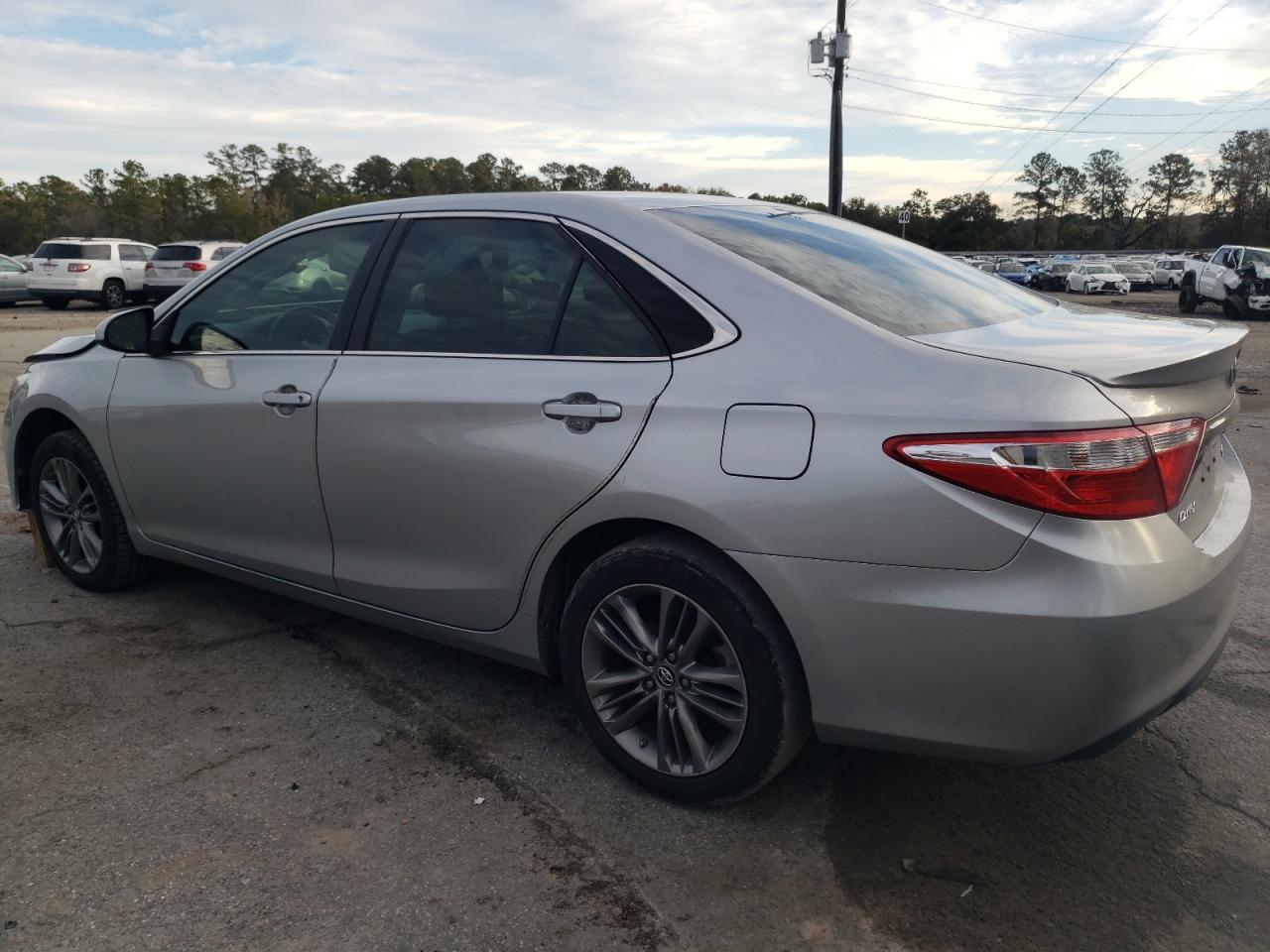 2017 TOYOTA CAMRY LE - Image 2