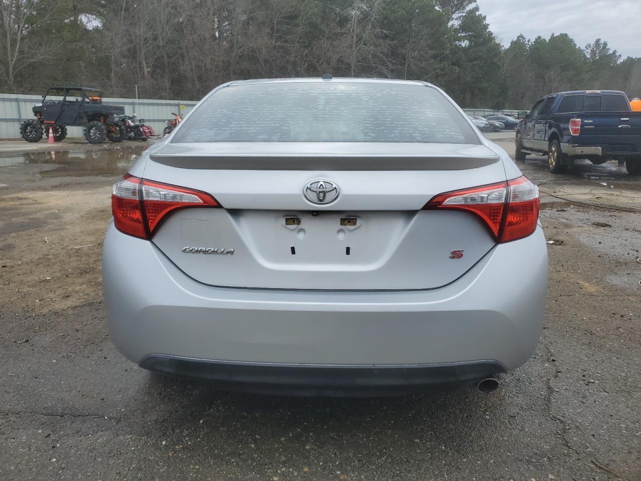 2015 TOYOTA COROLLA L - Фото 6