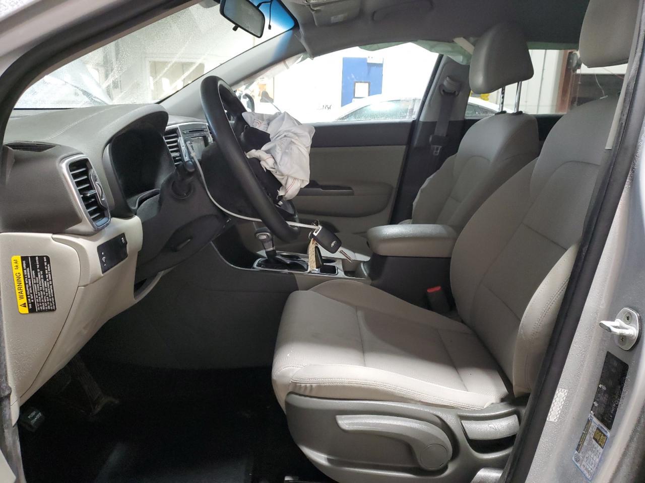 2017 KIA SPORTAGE L - Image 7