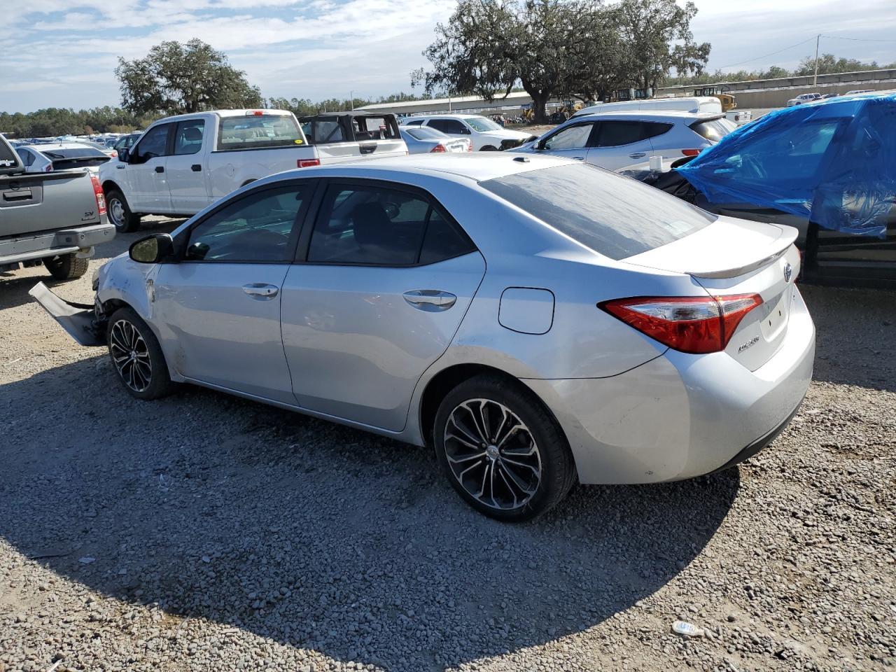 2015 TOYOTA COROLLA L - Фото 2