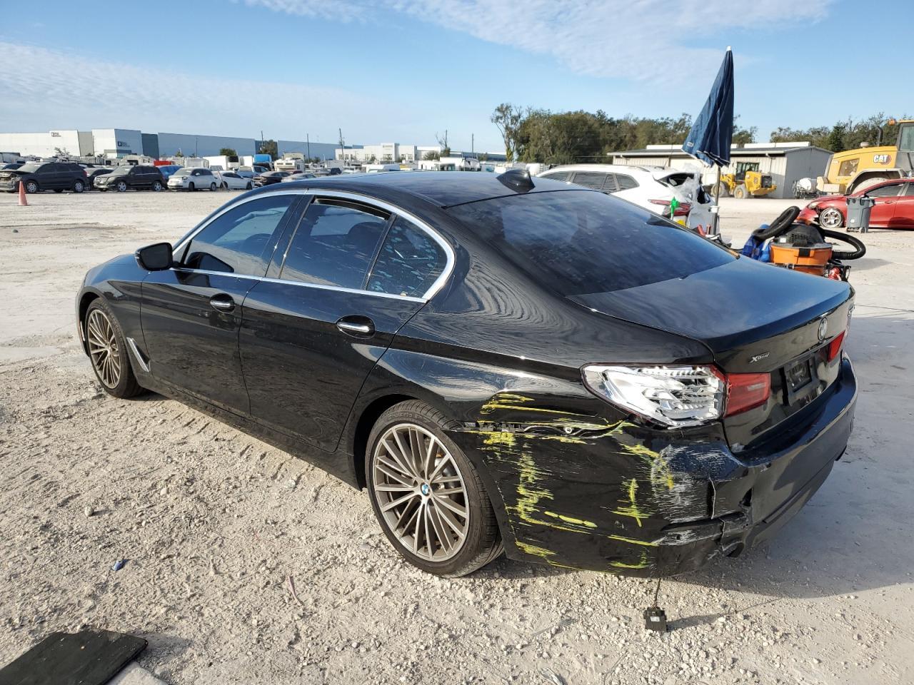 2018 BMW 530 XI - Image 2