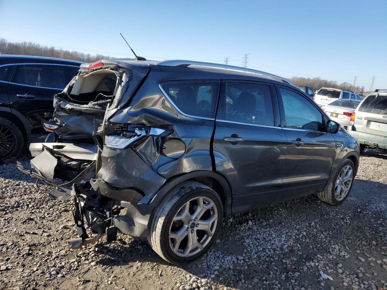 2017 FORD ESCAPE TIT - Image 3
