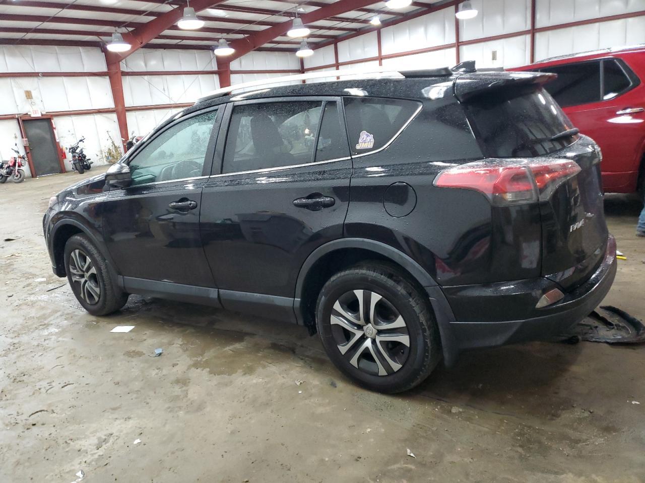 2016 TOYOTA RAV4 LE - Фото 2