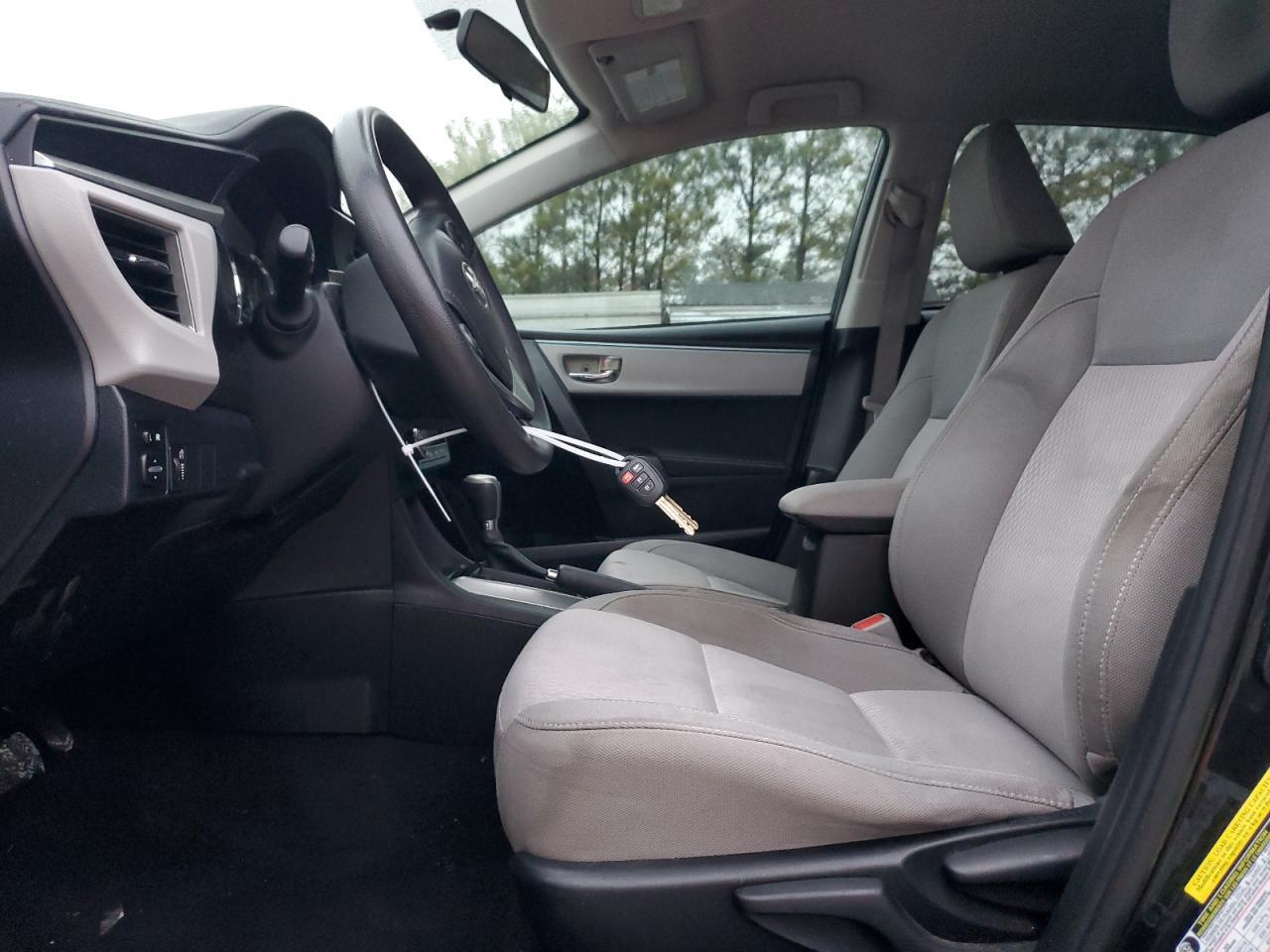 2015 TOYOTA COROLLA L - Фото 7