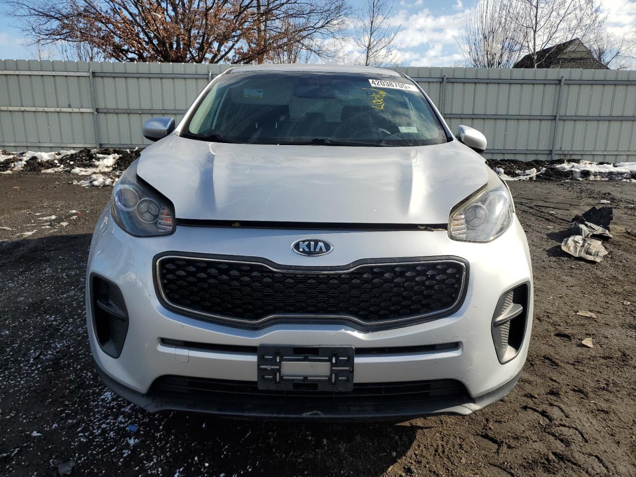 2017 KIA SPORTAGE L - Image 5