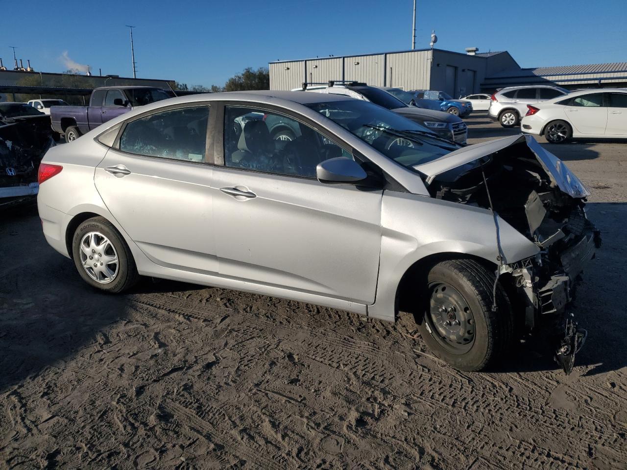 2016 HYUNDAI ACCENT SE - Фото 4