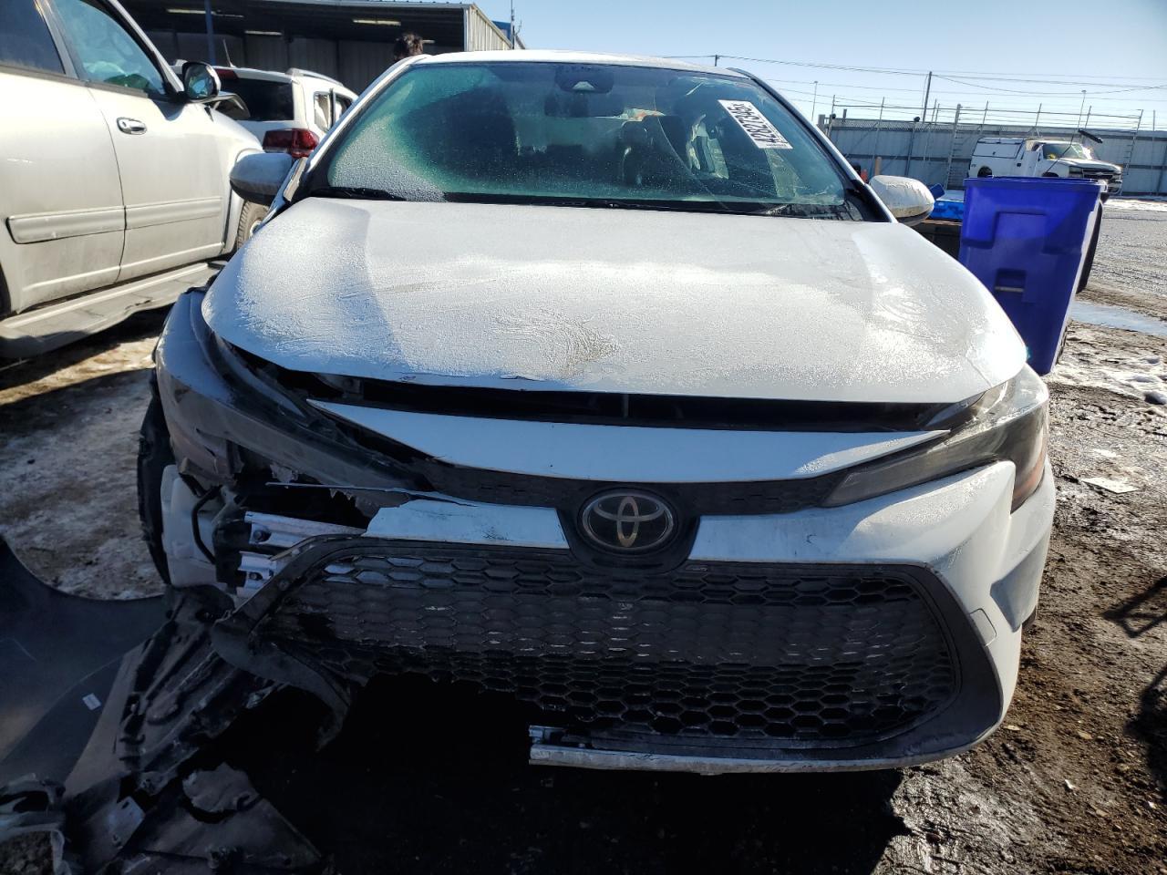 2020 TOYOTA COROLLA LE - Фото 5