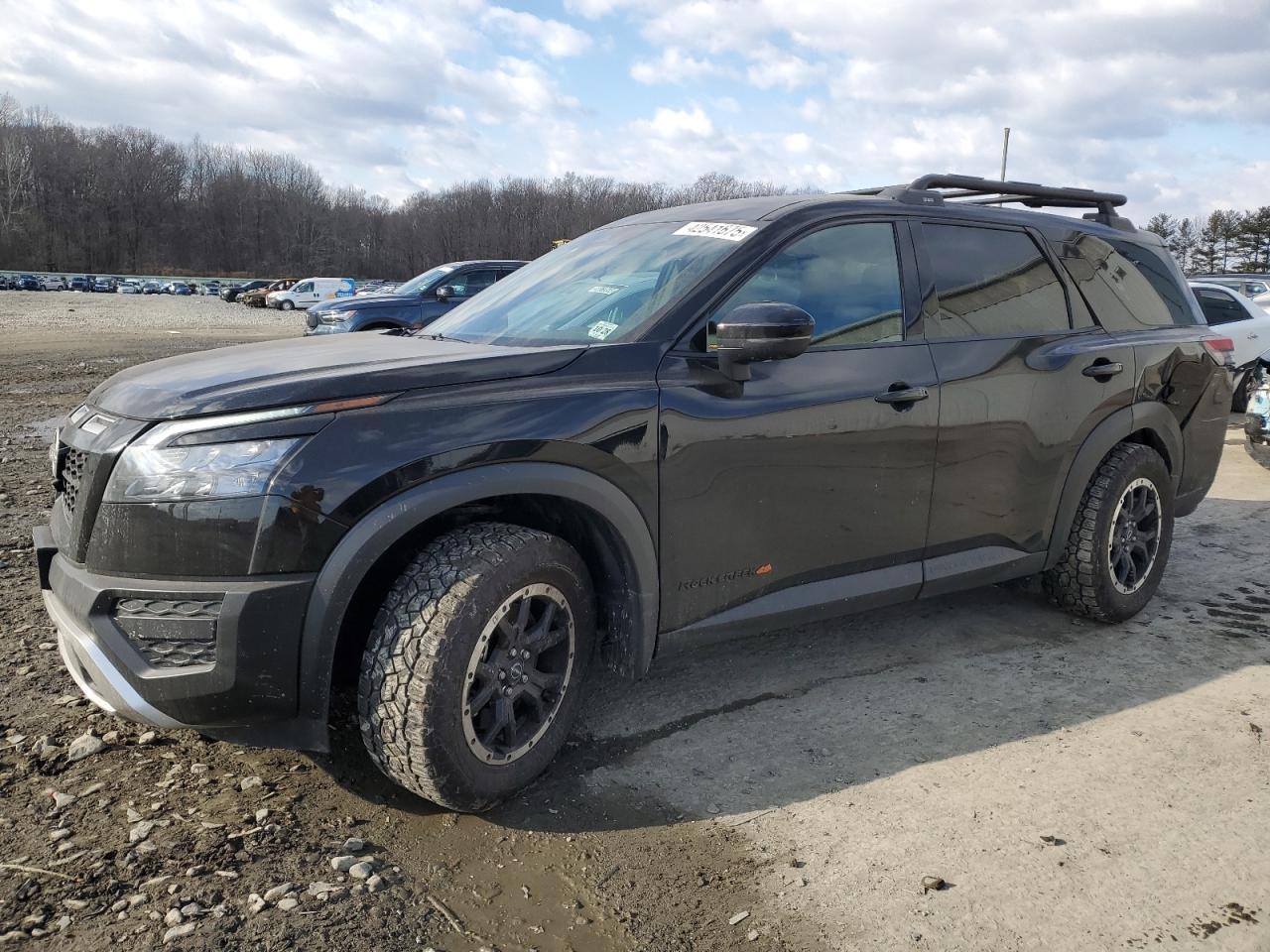 2024 NISSAN PATHFINDER