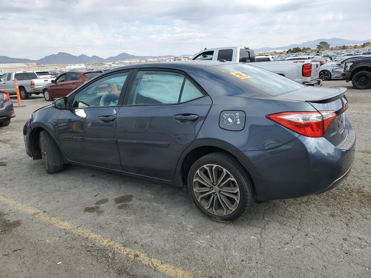 2015 TOYOTA COROLLA L - Image 2