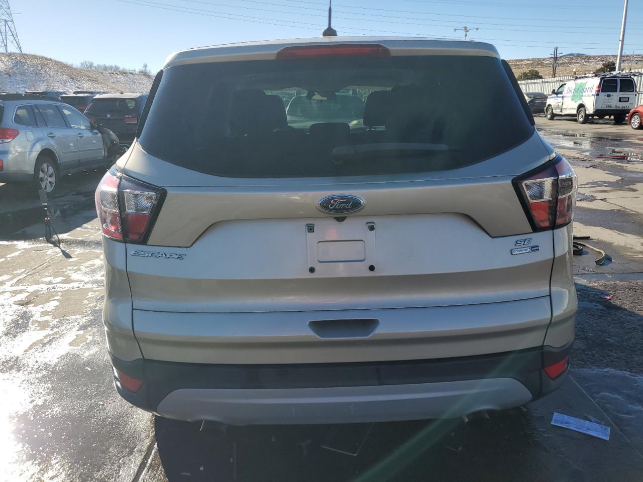 2017 FORD ESCAPE SE - Image 6