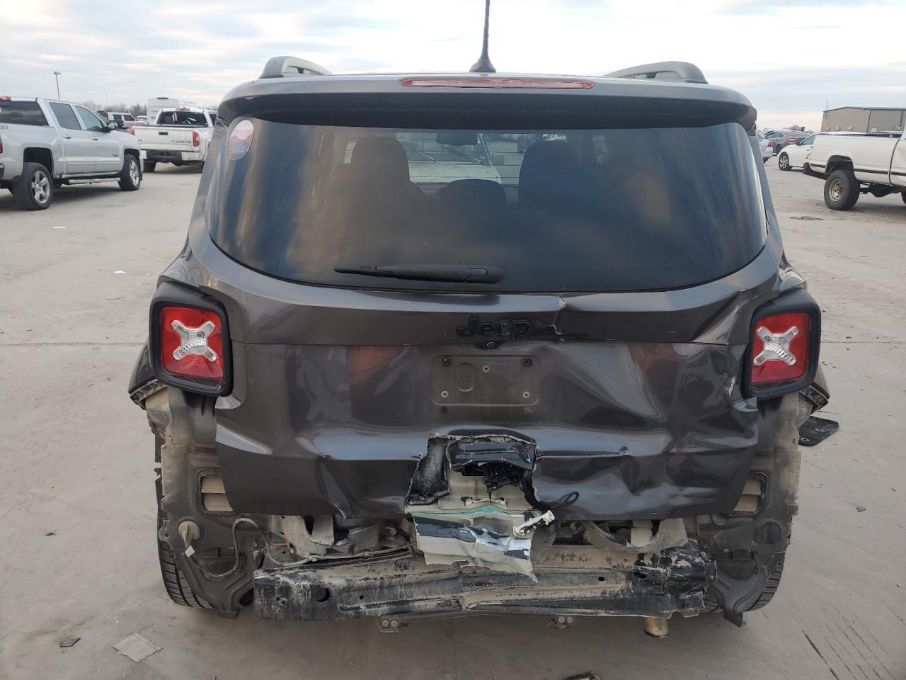 2017 JEEP RENEGADE L - Фото 6