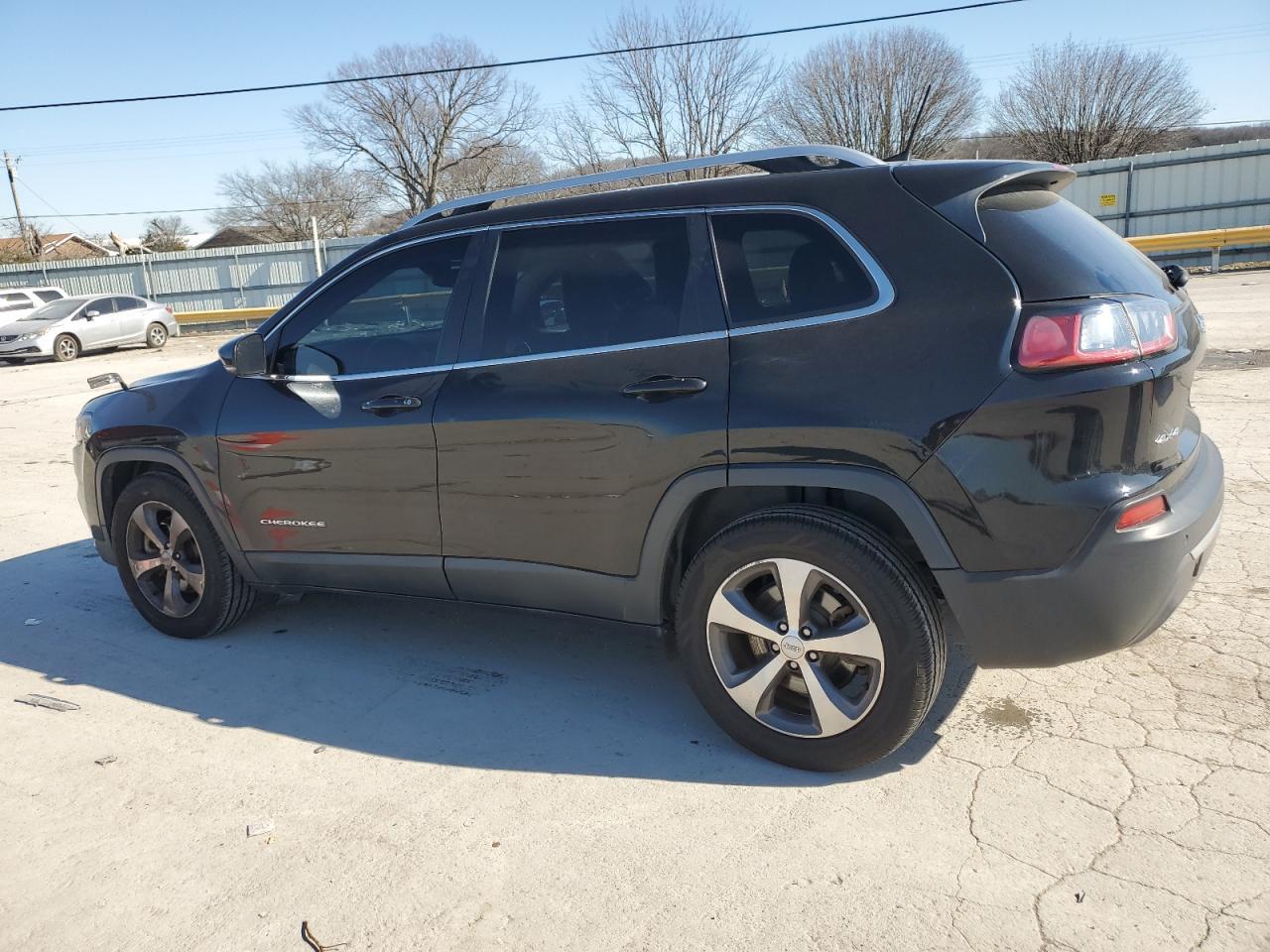 2019 JEEP CHEROKEE L - Image 2