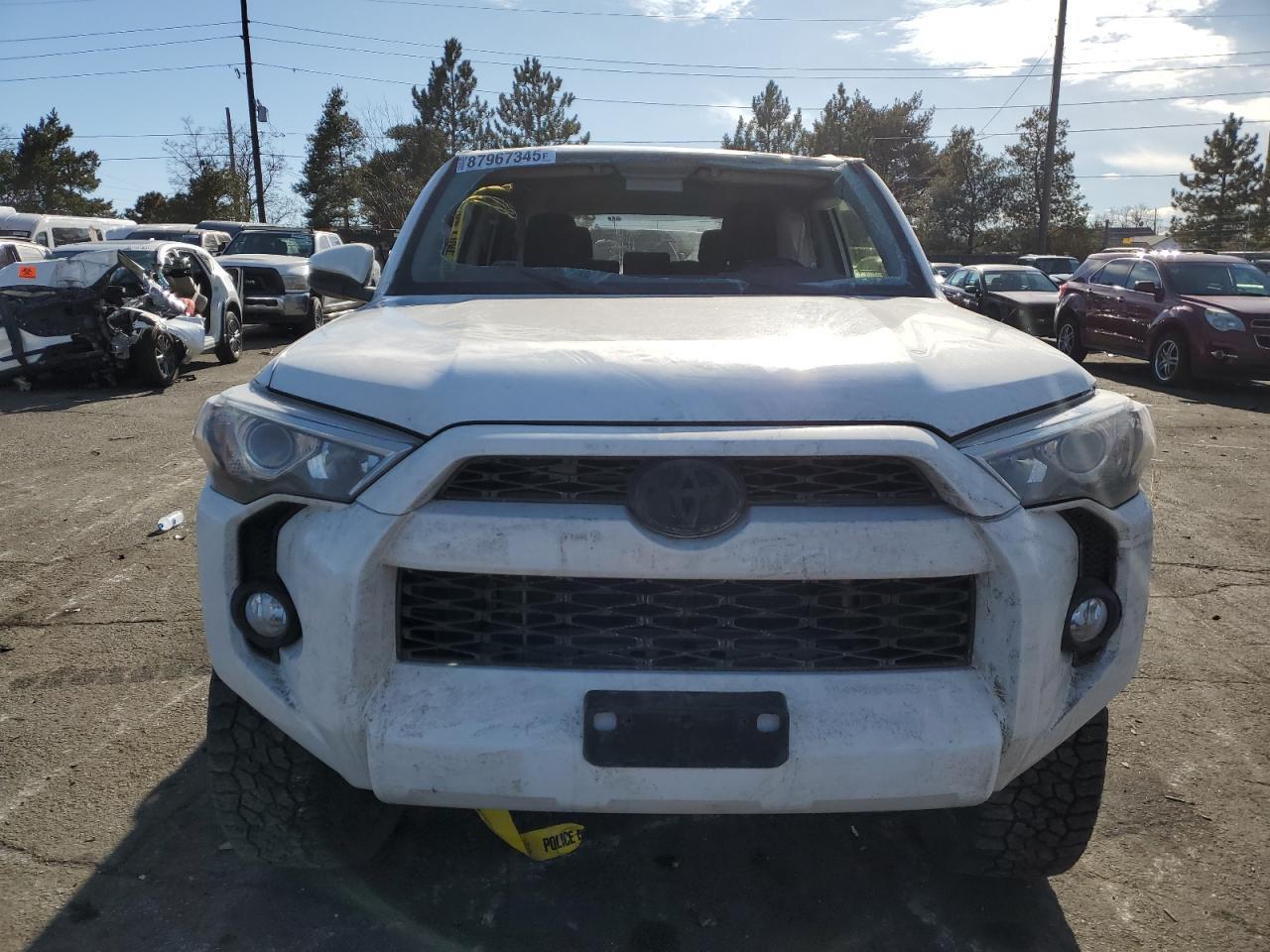 2018 TOYOTA 4RUNNER SR - Image 5