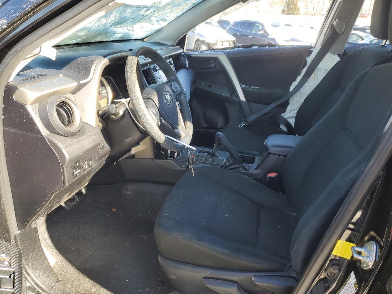 2015 TOYOTA RAV4 LE - Фото 7