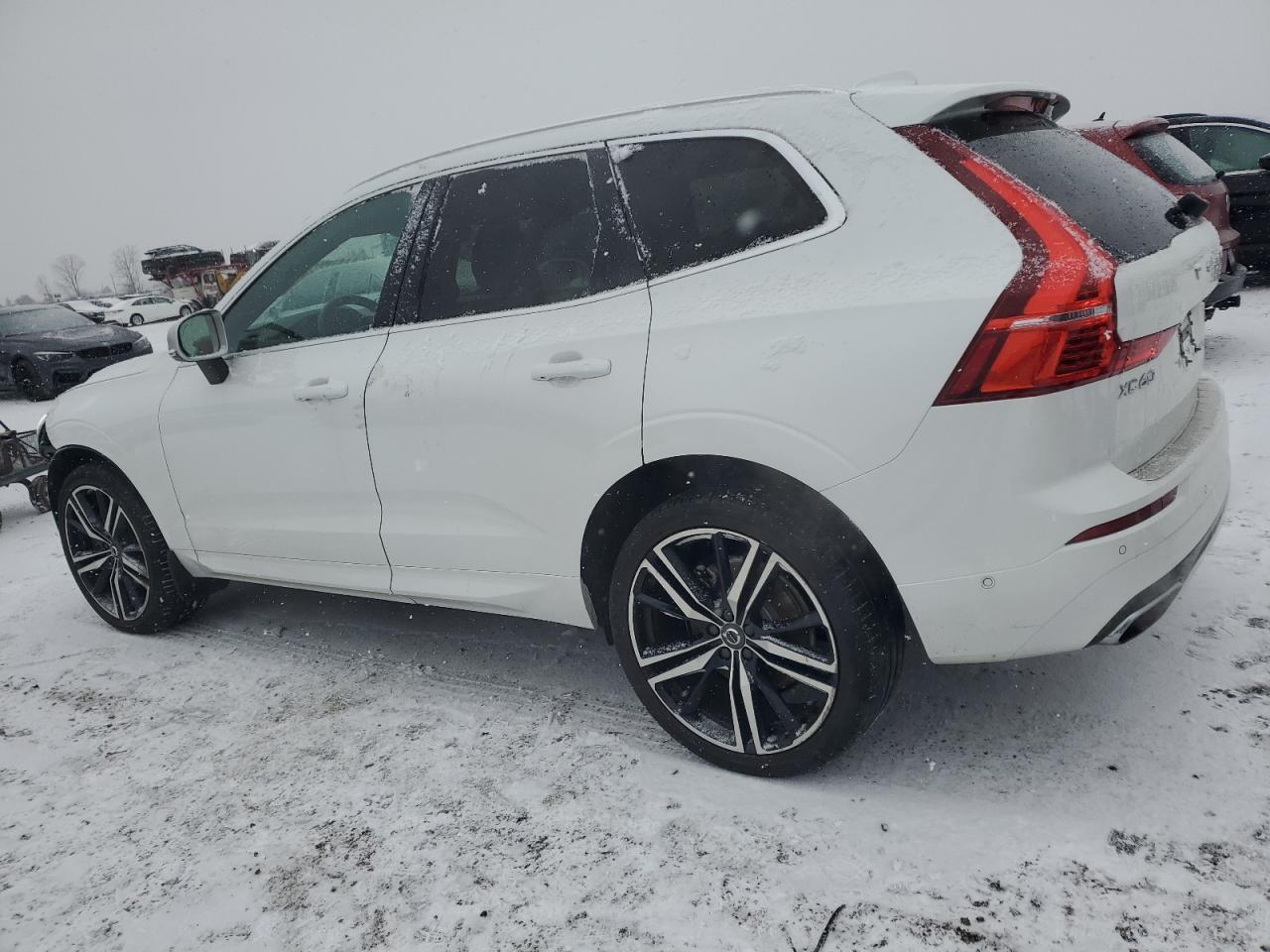 2018 VOLVO XC60 T6 R- - Image 2