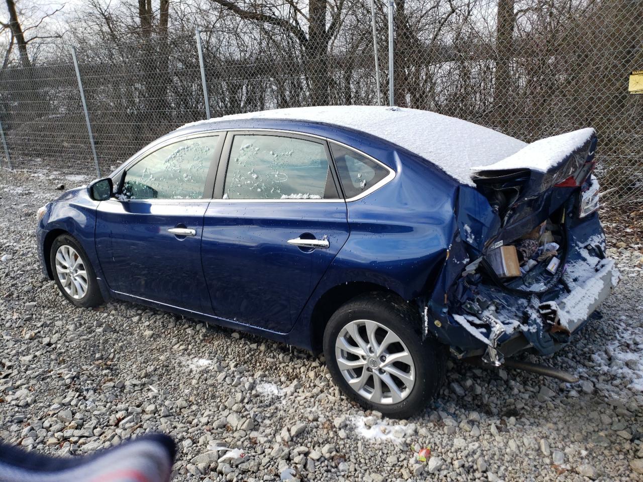 2017 NISSAN SENTRA S - Фото 2