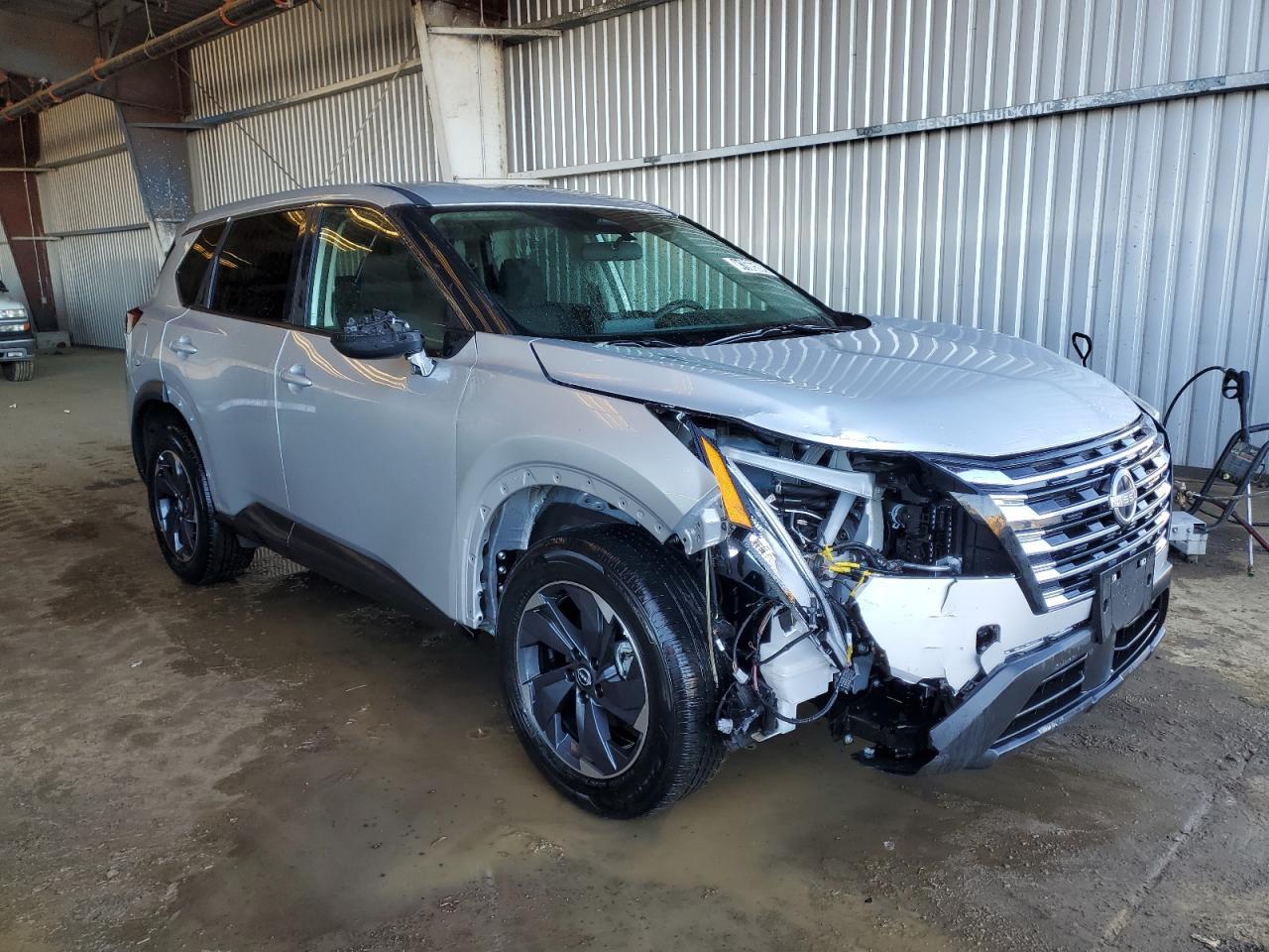 2024 NISSAN ROGUE SV - Image 4