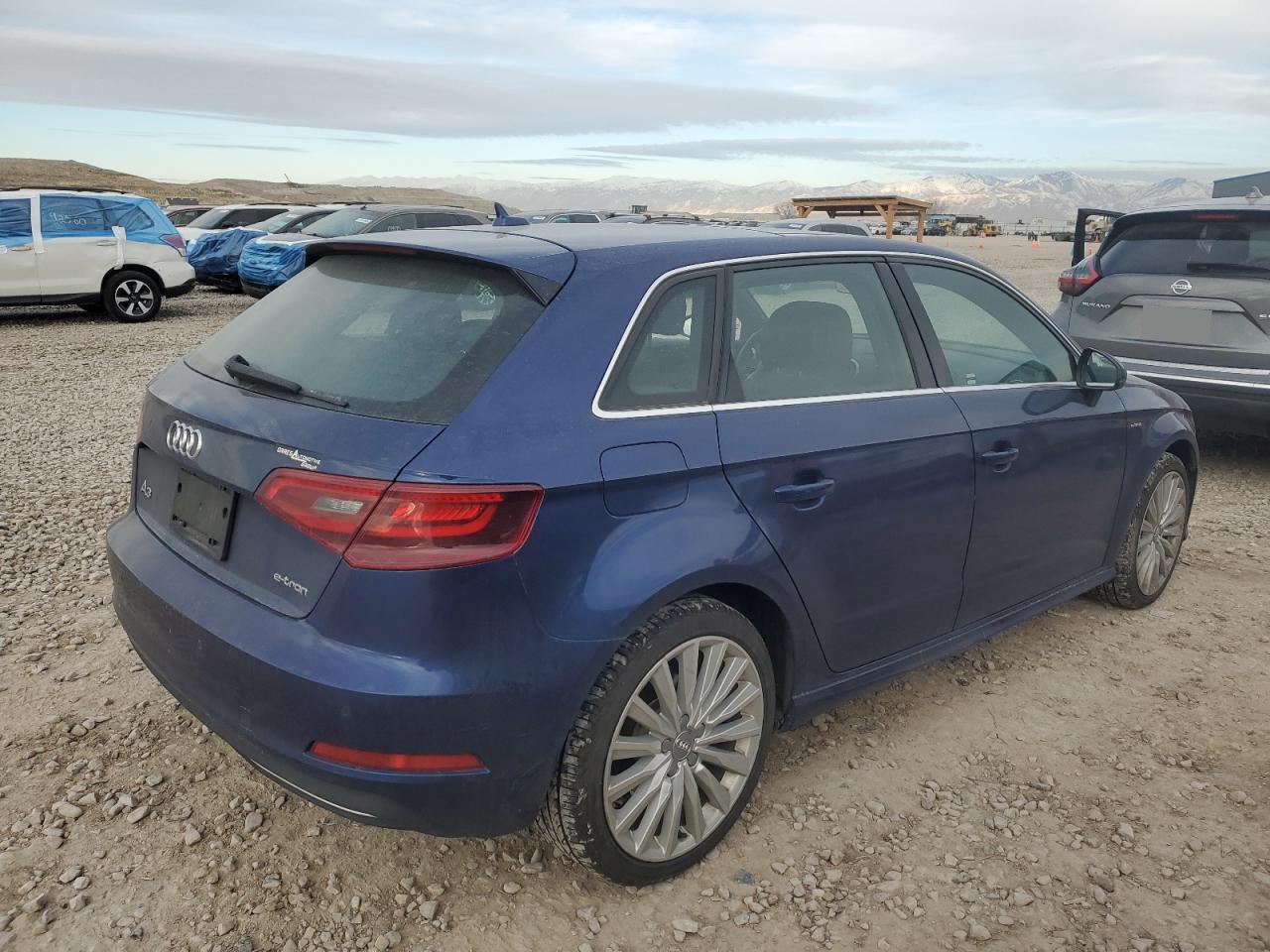 2016 AUDI A3 E-TRON - Image 3