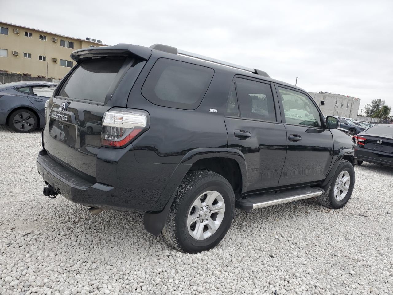 2022 TOYOTA 4RUNNER SR - Image 3