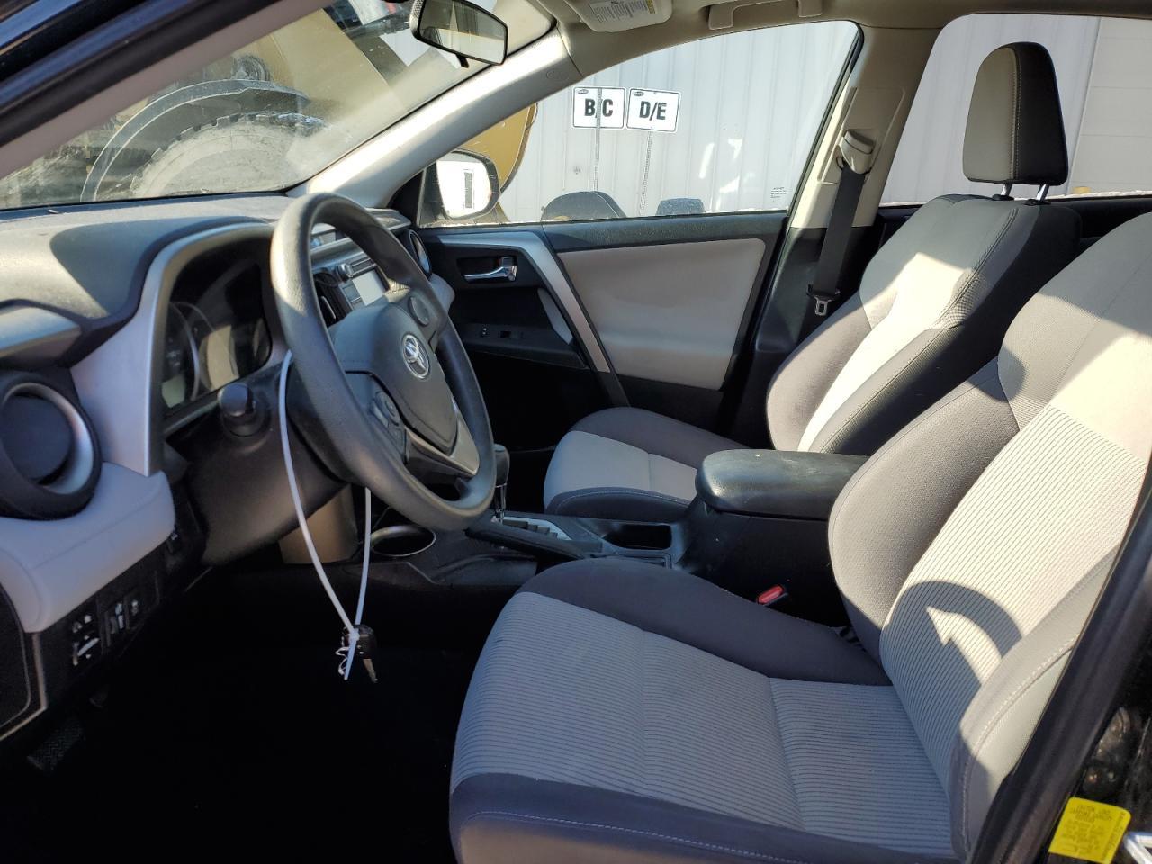 2015 TOYOTA RAV4 XLE - Image 7