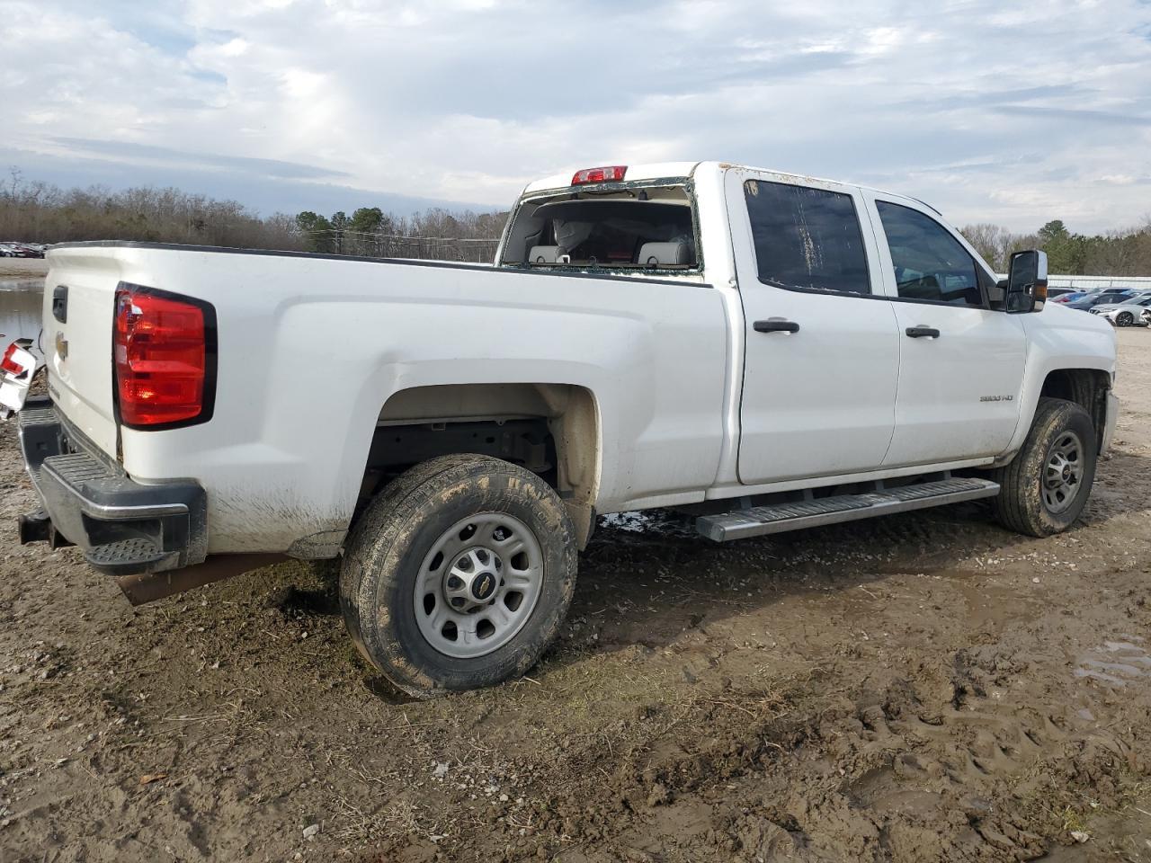 2015 CHEVROLET SILVERADO - Image 3