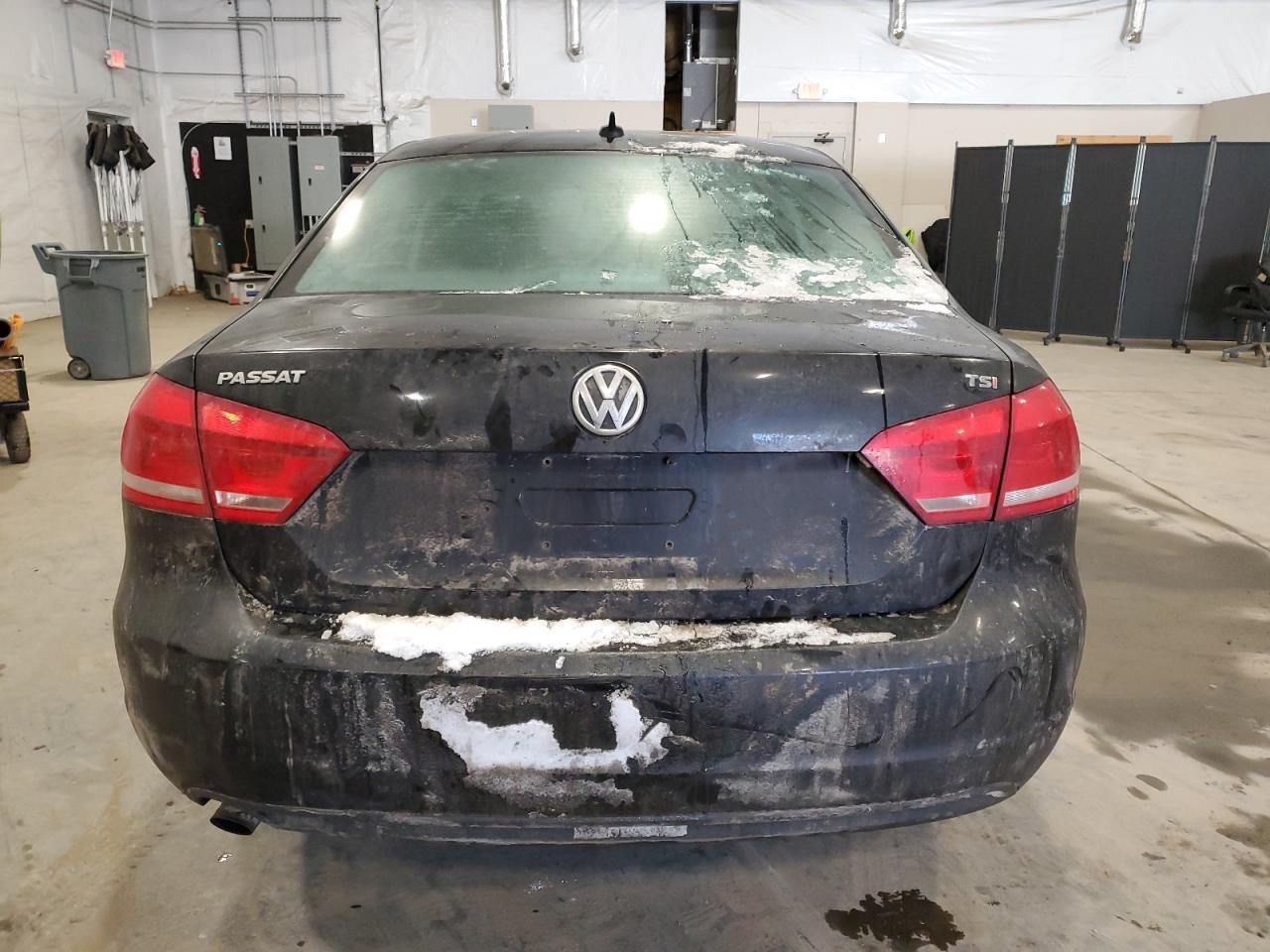 2014 VOLKSWAGEN PASSAT S - Фото 6