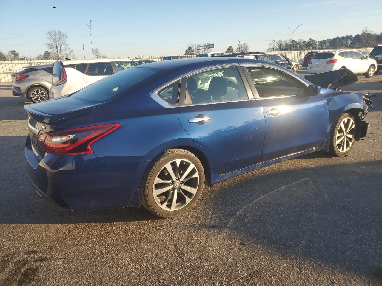2017 NISSAN ALTIMA 2.5 - Фото 3