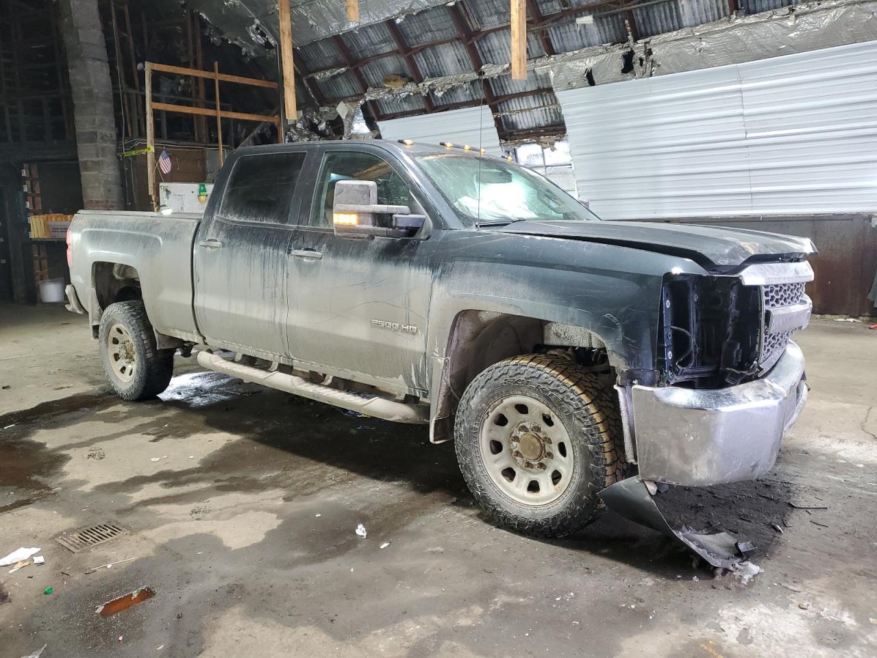 2019 CHEVROLET SILVERADO - Фото 4