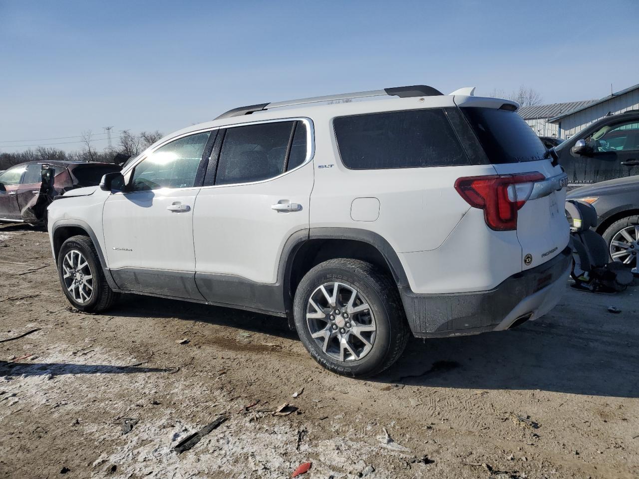 2023 GMC ACADIA SLT - Image 2